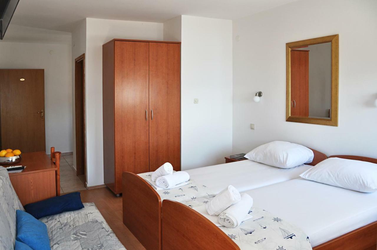 Sunrise Apartments And Studio Apartments 1 Lokva Rogoznica Εξωτερικό φωτογραφία